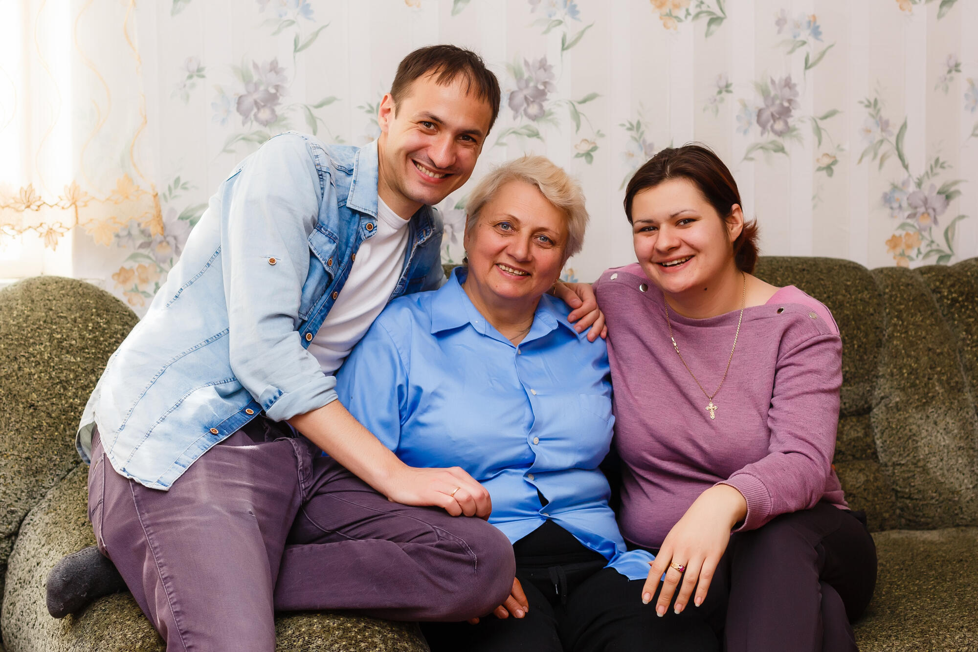 How to Navigate Care for Elderly Parents Without Feeling Overwhelmed